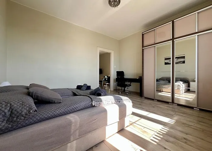 Centre Piac View Апартаменты